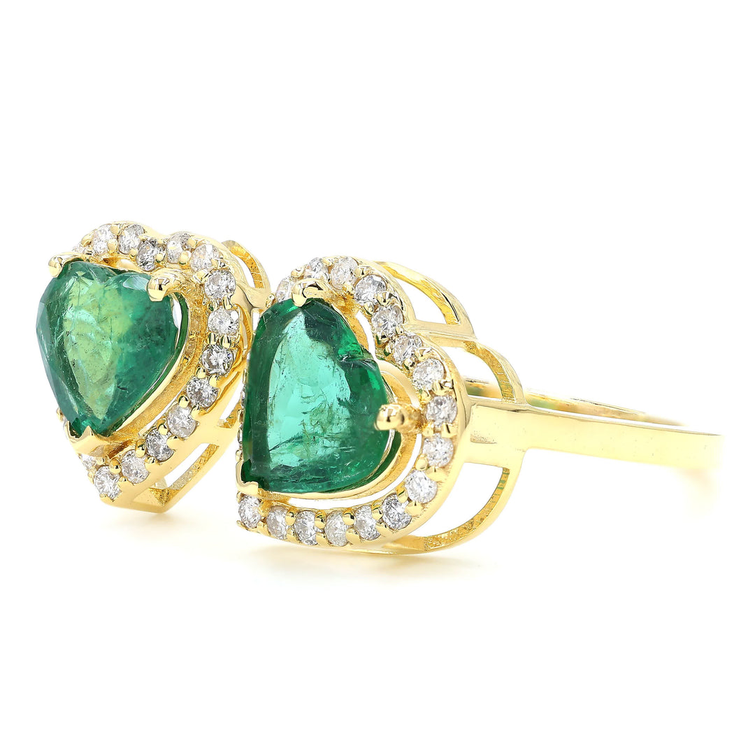 Heart Shape Natural Emerald Diamond Ring
