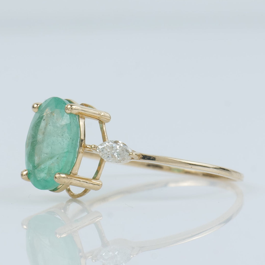 Oval Emerald Diamond Ring