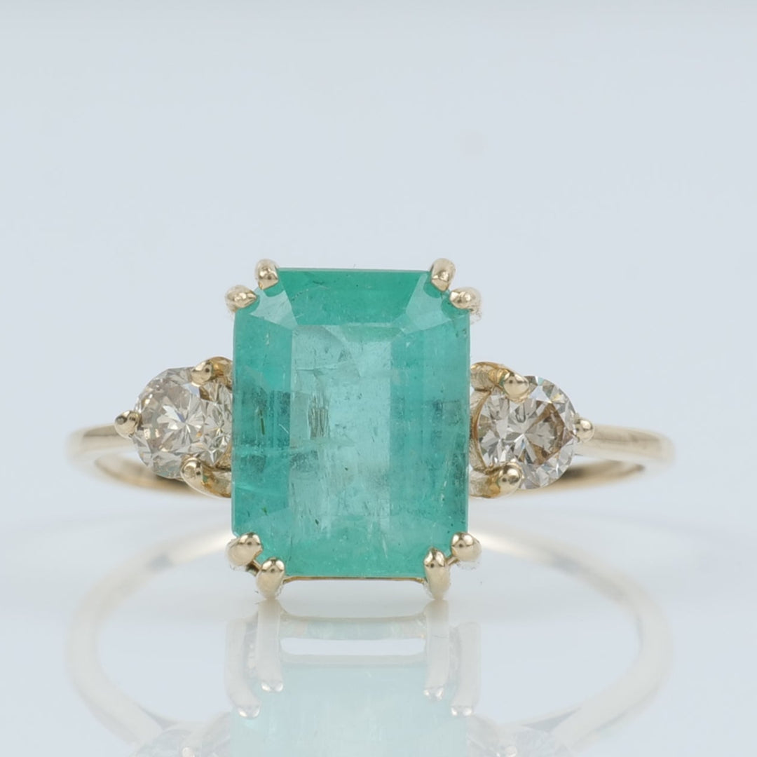 Emerald Diamond Ring