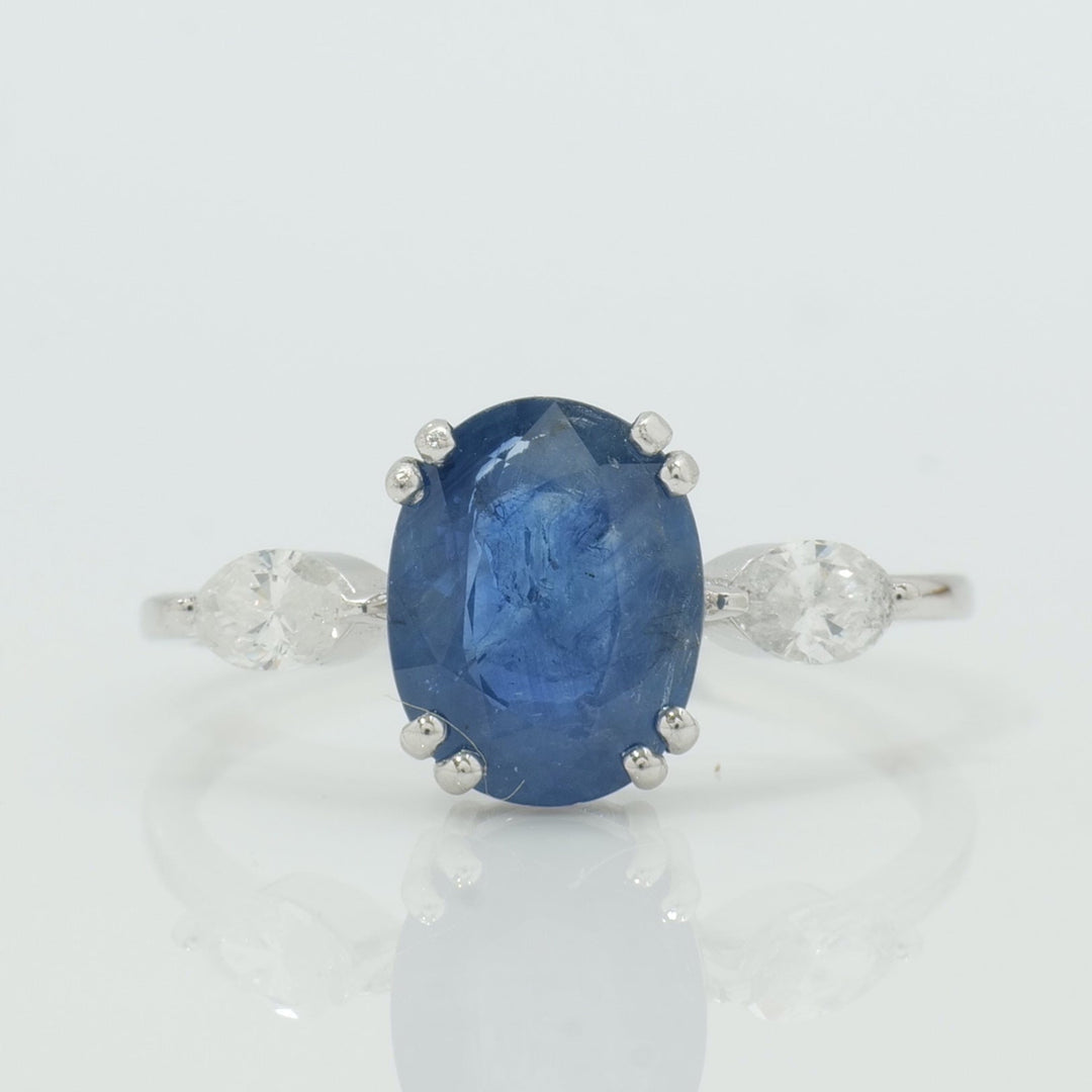 Oval Sapphire Diamond Ring