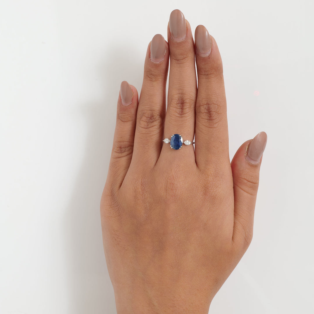 Oval Sapphire Diamond Ring