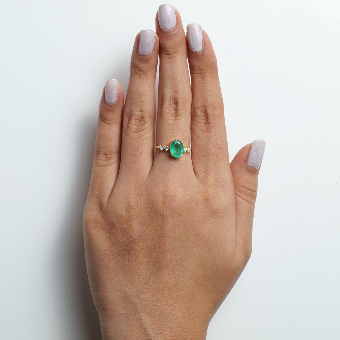 Natural Oval Emerald Diamond Ring