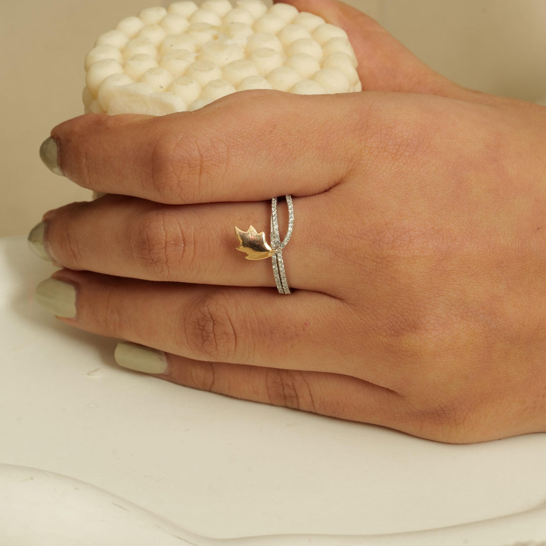 Feather Diamond Ring, Split Shank, 14k Solid Gold, Natural Diamonds, Stackable Ring, Two Tone Floral Jewelry, Ready To Ship