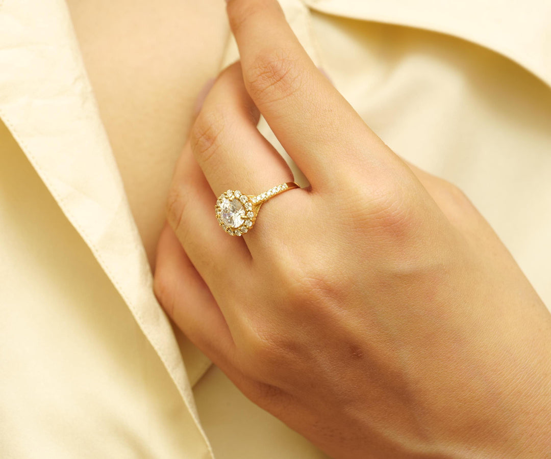 Round Solitaire Diamond Ring, Moissanite Engagement Ring, 14K Solid Gold, Halo Setting, Gift For Her