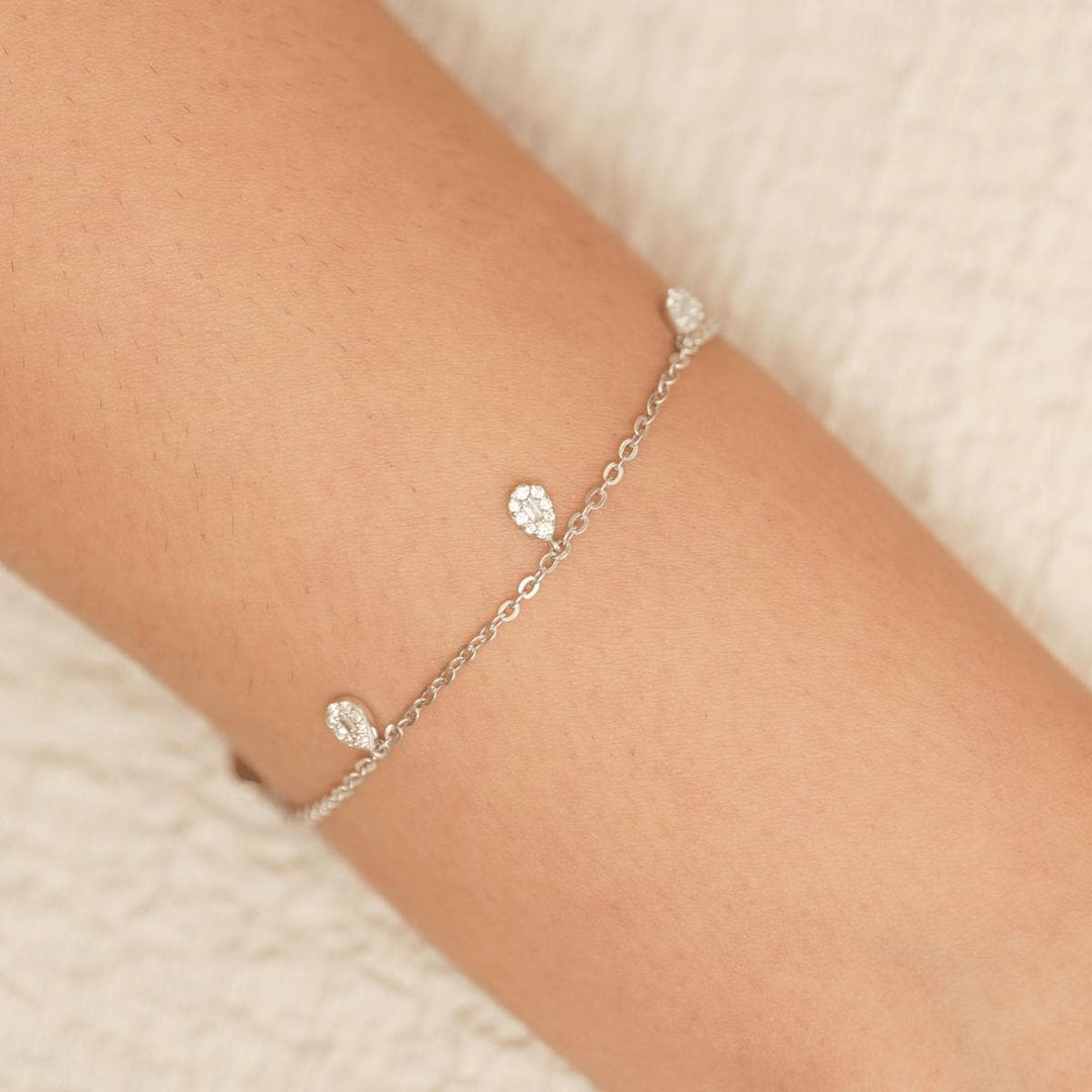 Charm Diamond Chain Bracelet, 14K Solid Gold, Natural Diamonds, Heart and Teardrop Bracelet, Stackable Minimalist Bracelet, Everyday Jewelry