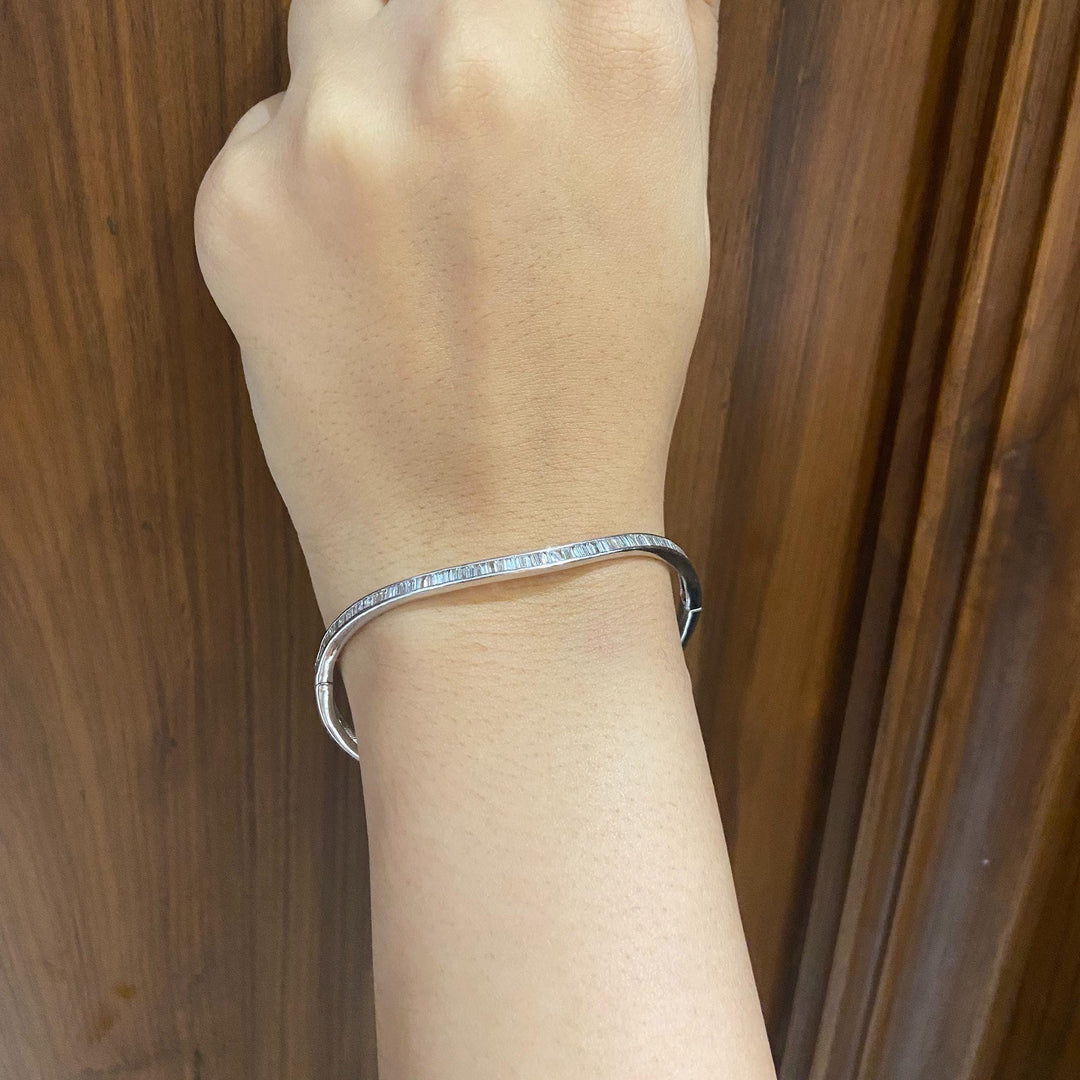 Baguette Diamond Eternity Bracelet, 14k Solid Gold, Natural Diamonds, Wavy Stackable Bracelet, Illusion Statement Jewelry, Minimal Bracelet