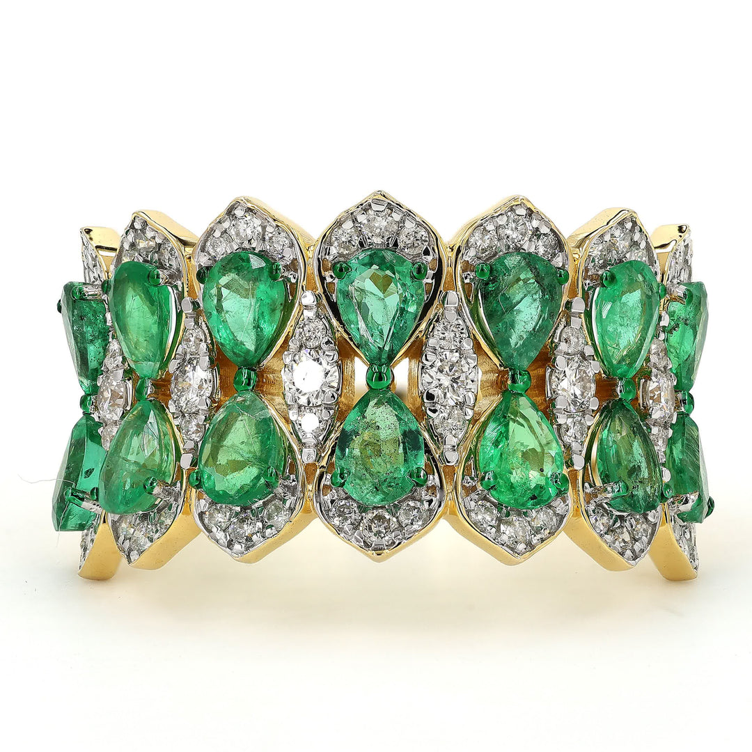 Cluster Emerald Diamond Ring