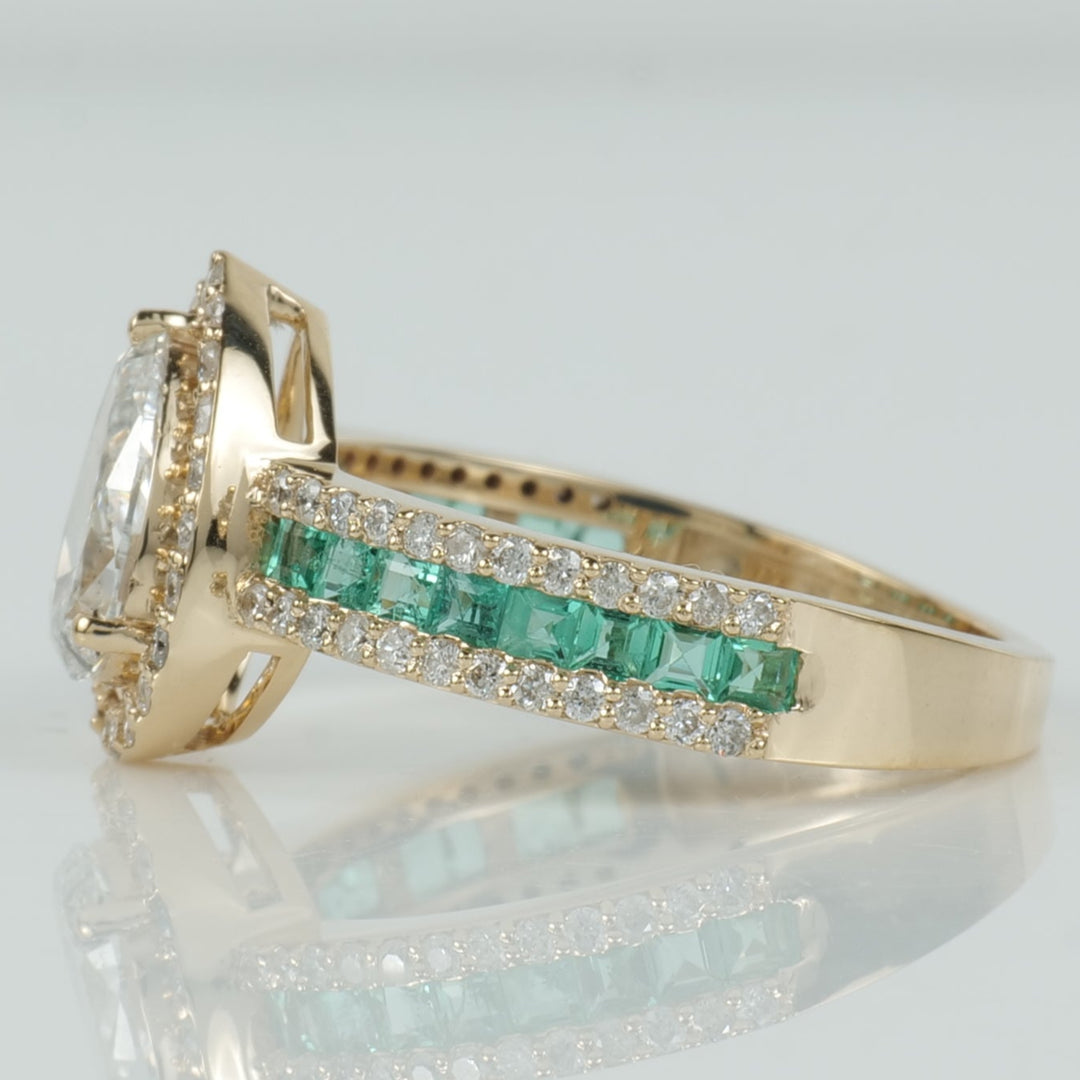 Pear Halo Diamond Emerald Band Ring
