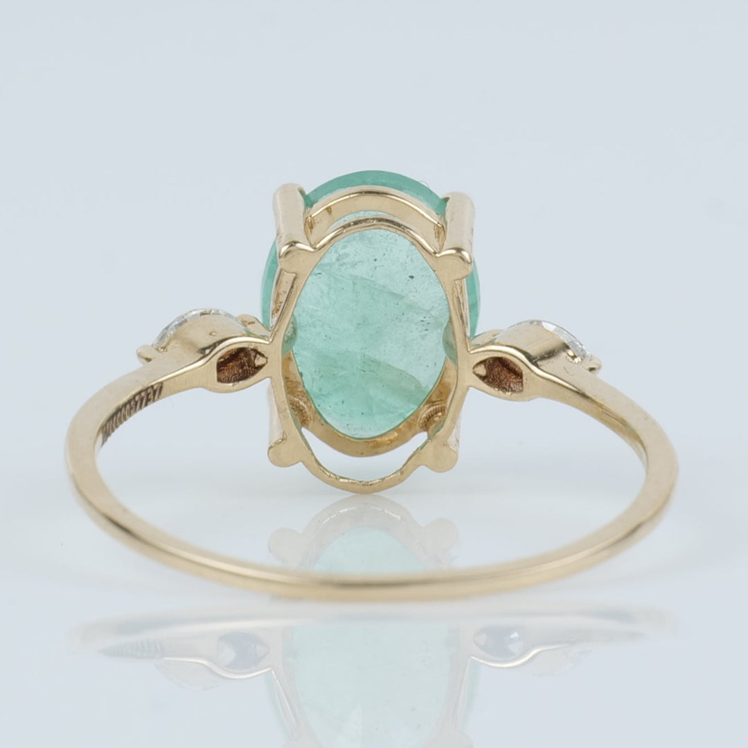 Oval Emerald Diamond Ring