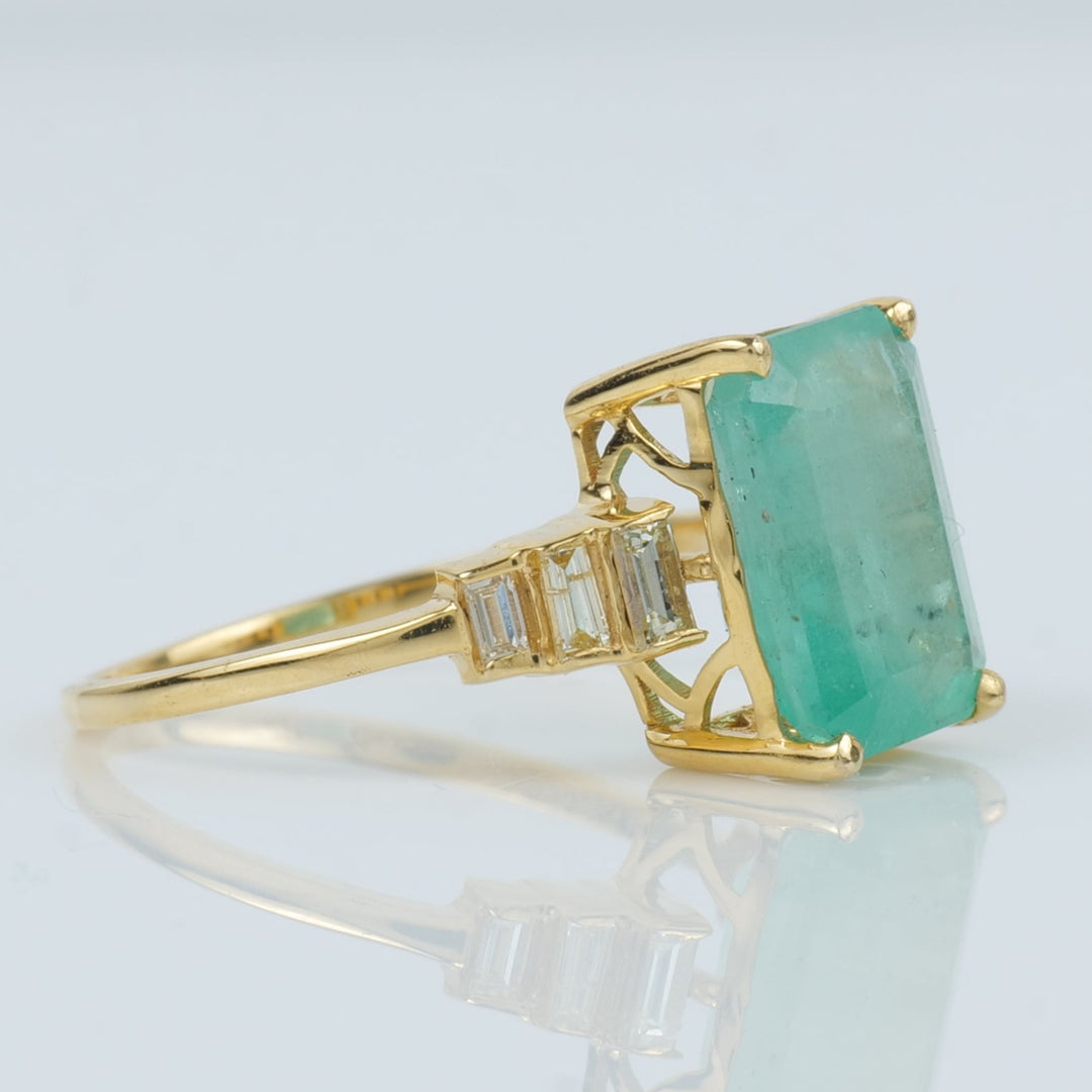 Emerald Cut Diamond Ring