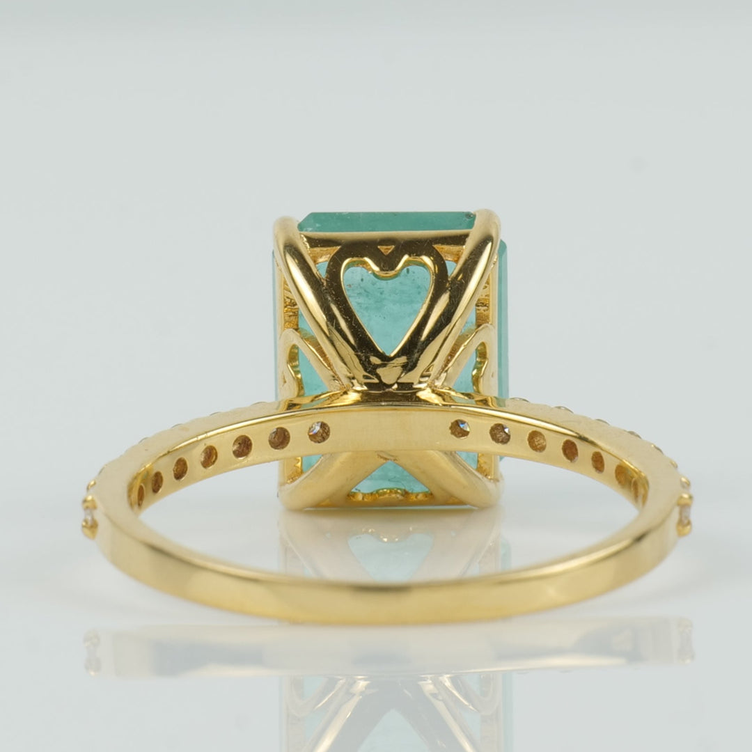 Emerald Cut Diamond Ring