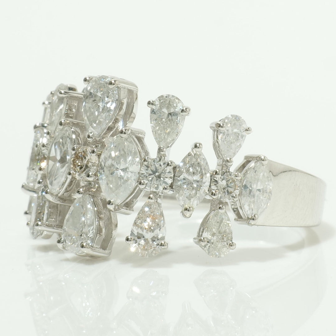 Cluster Floral Fancy Diamond Ring