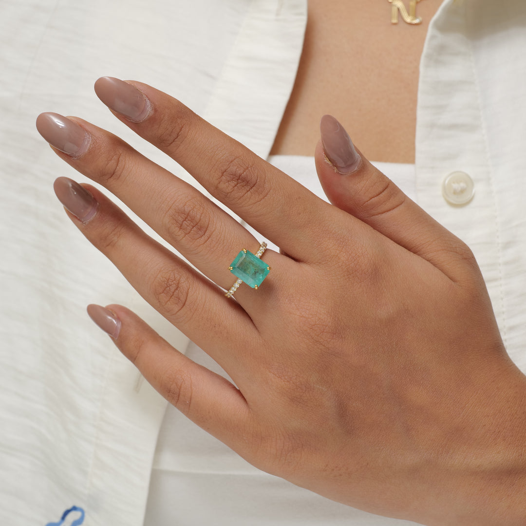 Emerald Cut Diamond Ring