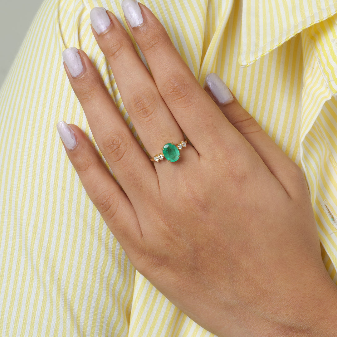 Natural Oval Emerald Diamond Ring