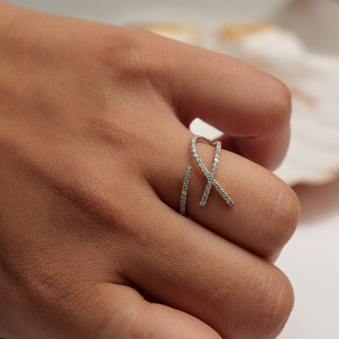 Criss Cross Lines Diamond Ring, 14k Solid Gold, Natural Diamonds, Gift for her, Everyday Jewelry