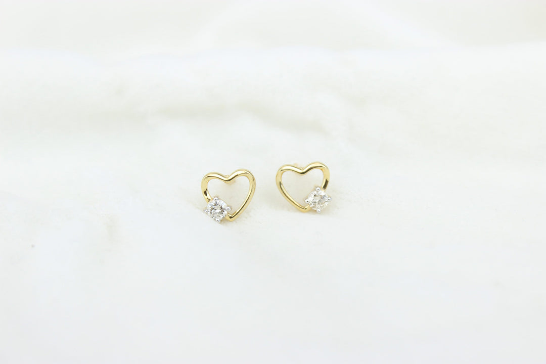 Kids Heart Diamond Stud Earrings, 14k Solid Gold, Natural Diamonds, Kids Jewelry, Gift for toddlers, girls and kids