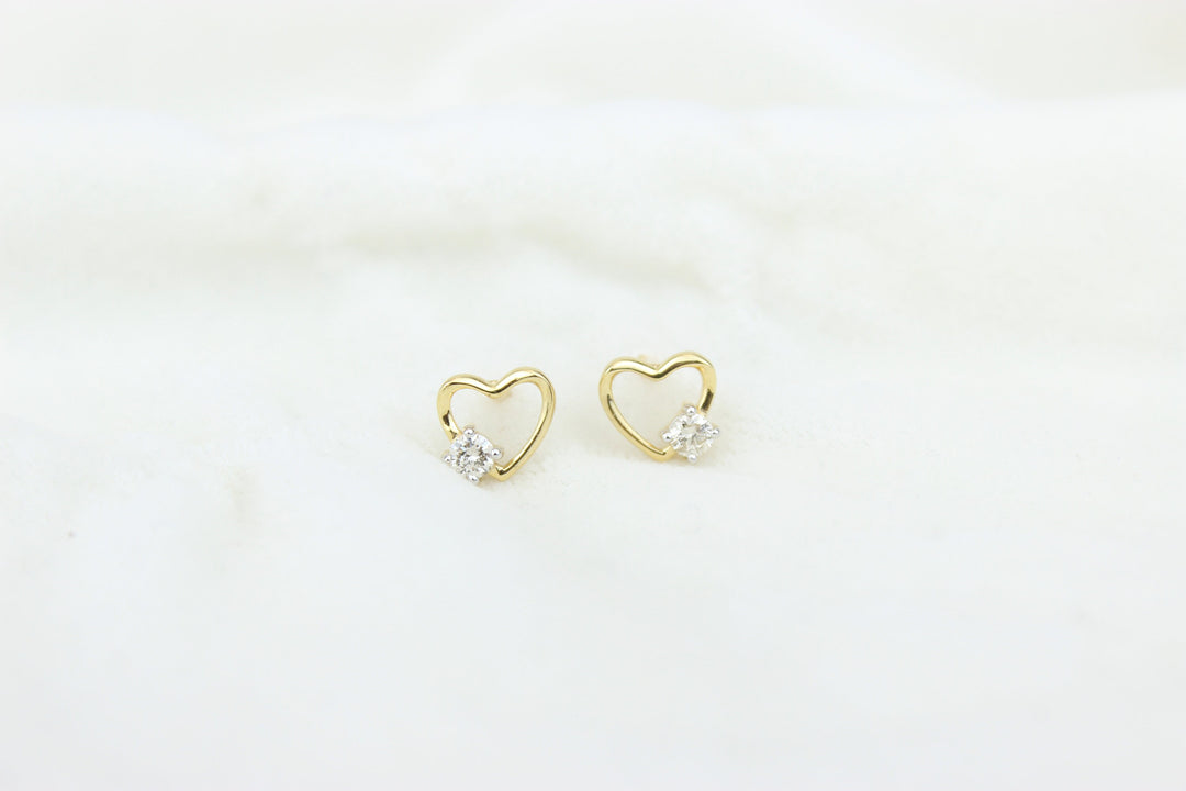 Kids Heart Diamond Stud Earrings, 14k Solid Gold, Natural Diamonds, Kids Jewelry, Gift for toddlers, girls and kids