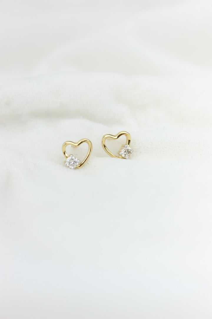 Kids Heart Diamond Stud Earrings, 14k Solid Gold, Natural Diamonds, Kids Jewelry, Gift for toddlers, girls and kids