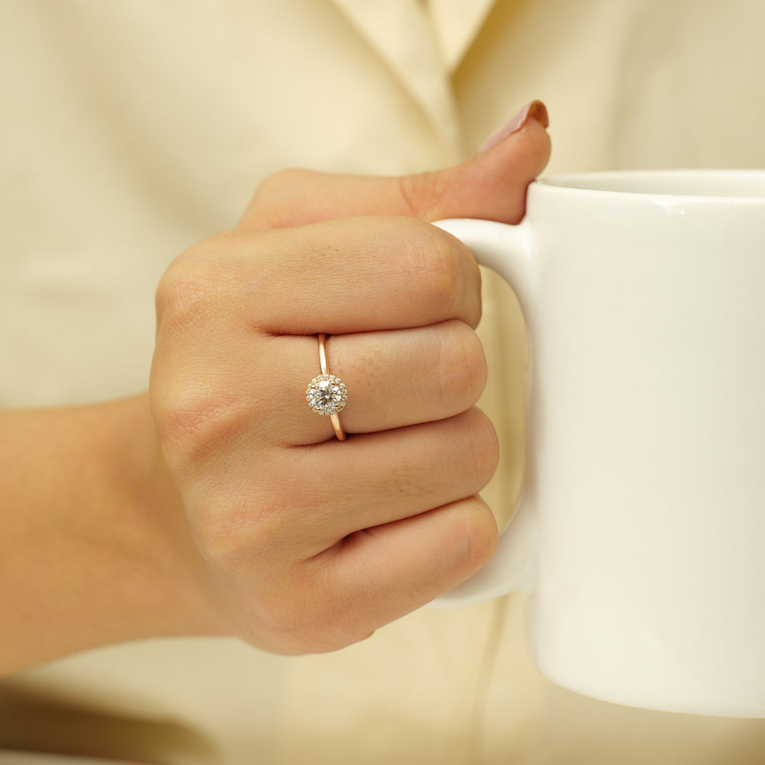 IGI Certified Lab Grown Diamond Engagement Ring: 14K Solid Gold Halo Solitaire Ring