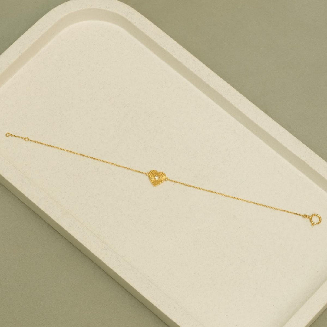 Heart Medallion Diamond Bracelet, 14k Solid Gold, Natural Diamonds, Custom Jewelry, Chain Bracelet, Gift For Her