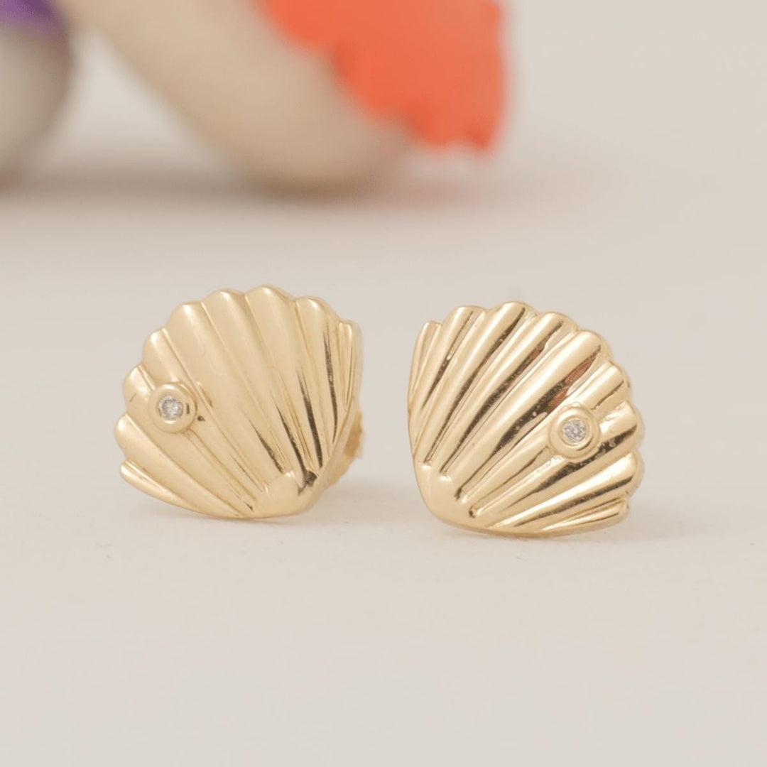 Seashell Diamond Kids Earrings, 14k Solid Gold, Natural Diamond, Minimalistic Everyday Studs, Ocean Jewelry, Gift for toddlers, girl and kid