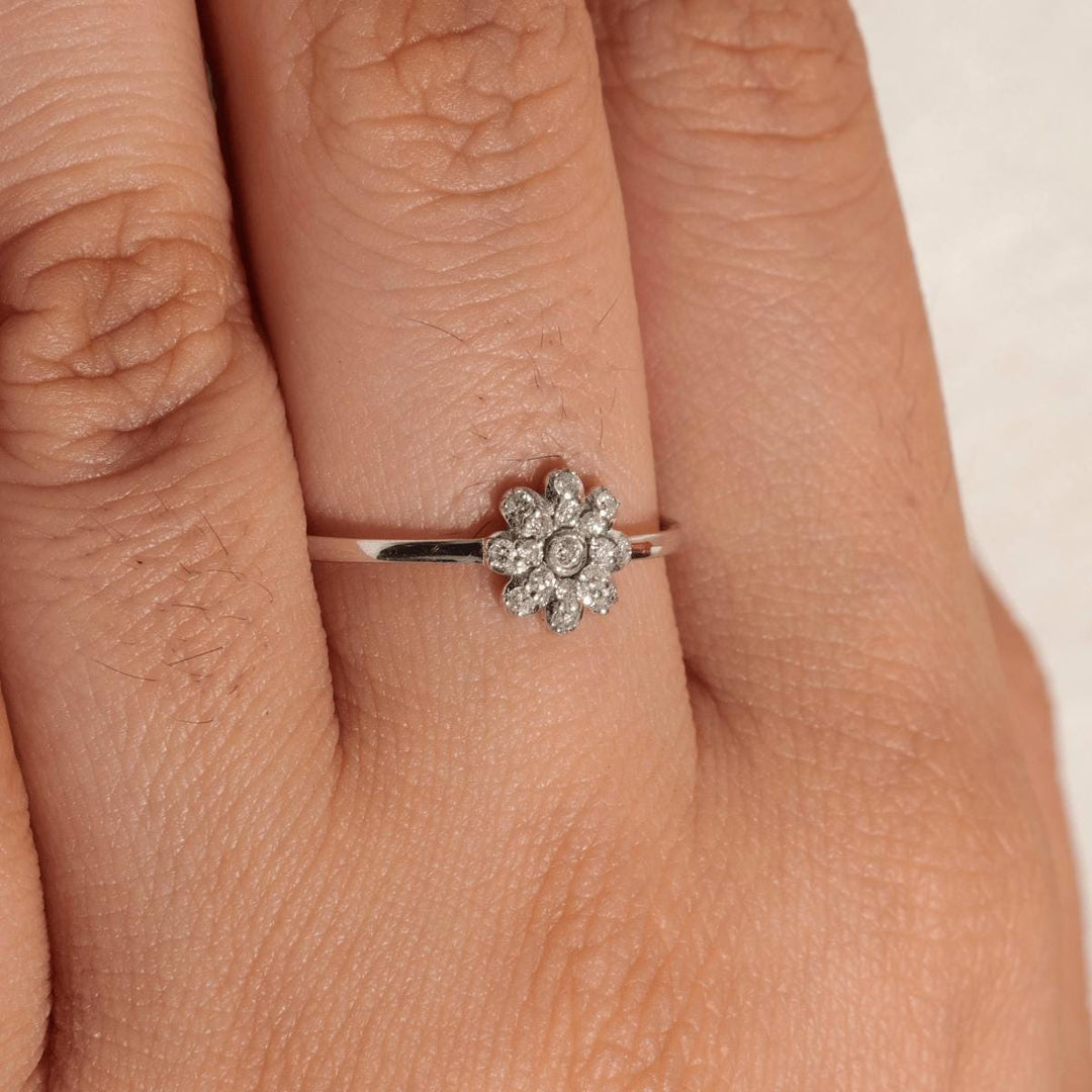 Flower Diamond Ring, 14k Solid Gold, IGI Certified, Natural Diamonds, Stackable Ring, Everyday Floral Ring, Minimalist Jewelry, Gift For Her