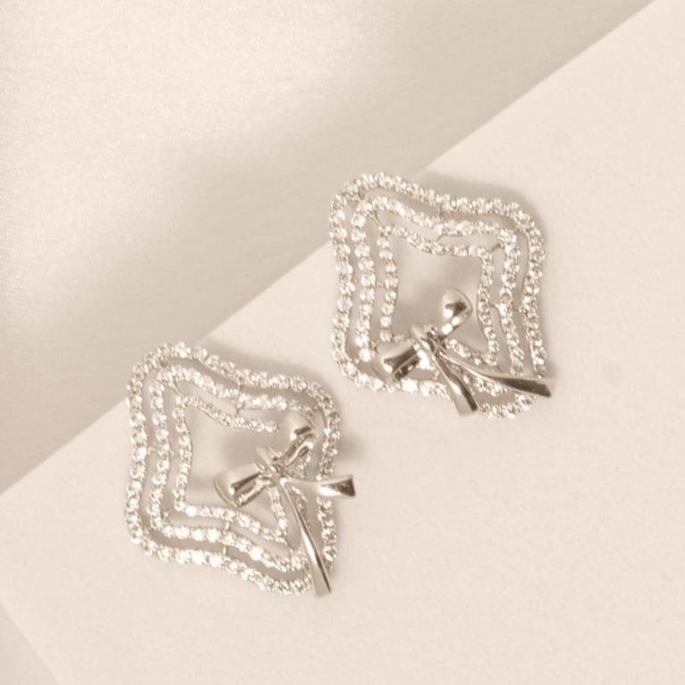 Bow Diamond Stud Earrings, 14k Solid Gold, Natural Diamonds, Halo Layered Earrings, Statement Cocktail Earrings, Ribbon Inspired Jewelry