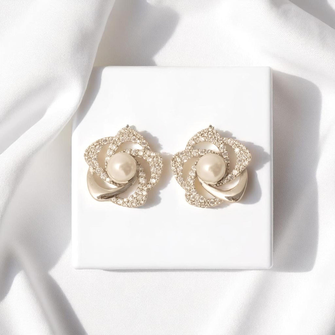 Floral Pearl Diamond Earrings, 14k Solid Gold, Natural Diamonds, Pave Flower Studs, Everyday Cocktail Jewelry, Cluster Pave Setting