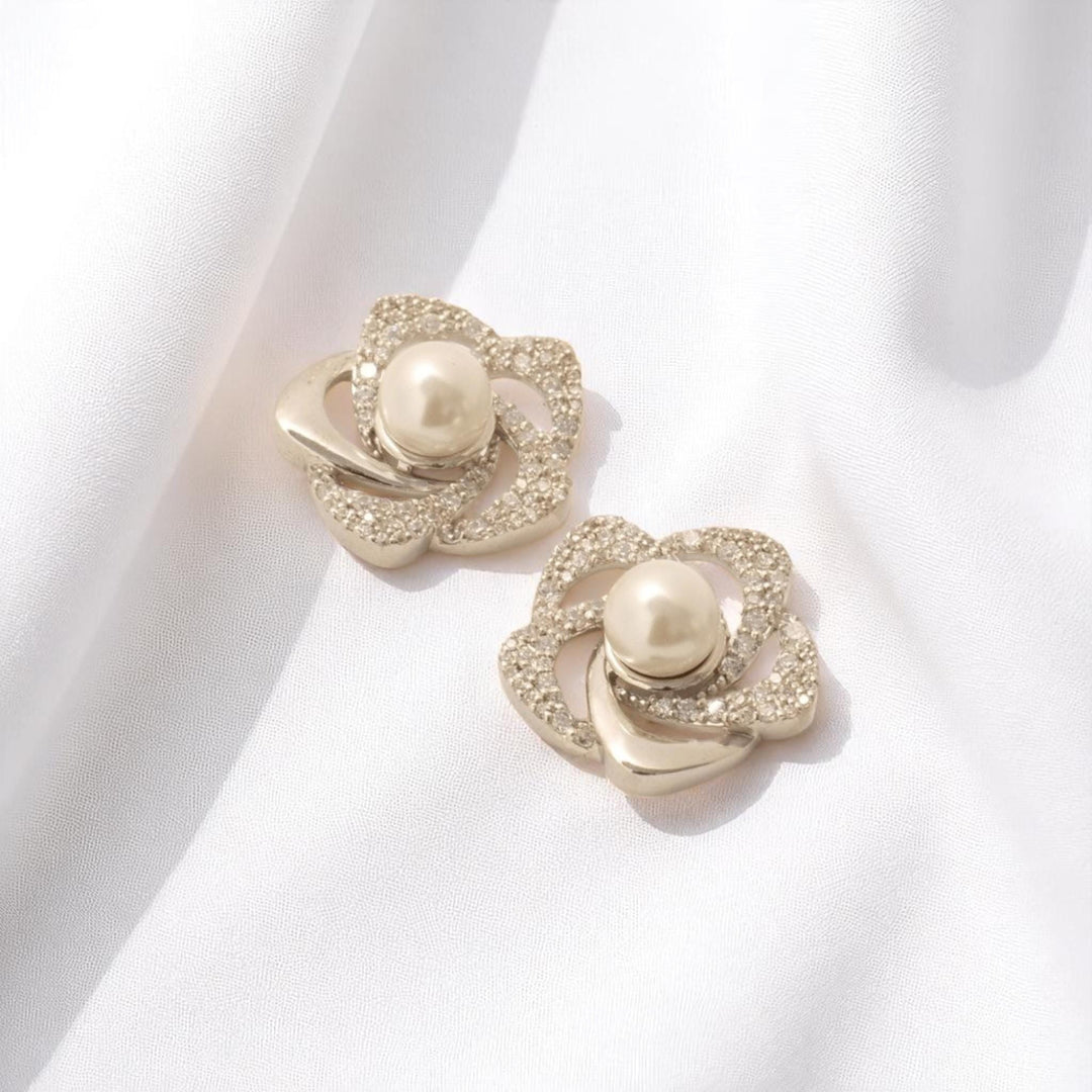 Floral Pearl Diamond Earrings, 14k Solid Gold, Natural Diamonds, Pave Flower Studs, Everyday Cocktail Jewelry, Cluster Pave Setting