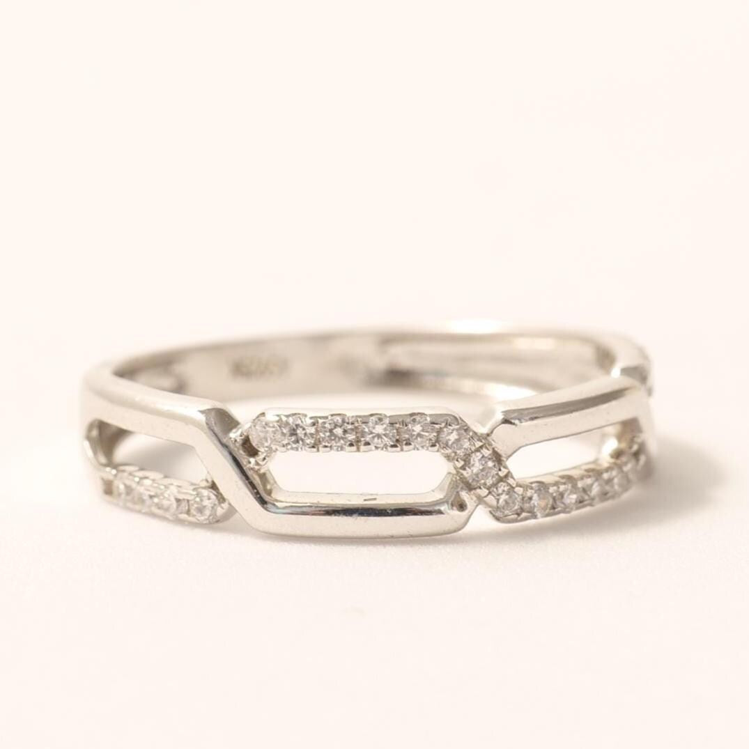 Chain Link Diamond Band, 14k Solid Gold, Stacking Band, Minimalist Pave Ring, Natural Diamonds, Everyday Jewelry, Gift For Her