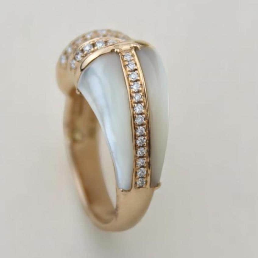 Mother of Pearl Diamond Ring, 14k Solid Gold, Natural Diamonds, Shell Shaped Ring, Swirl Diamond Ring, Statement Cocktail Ring, Gift For Her