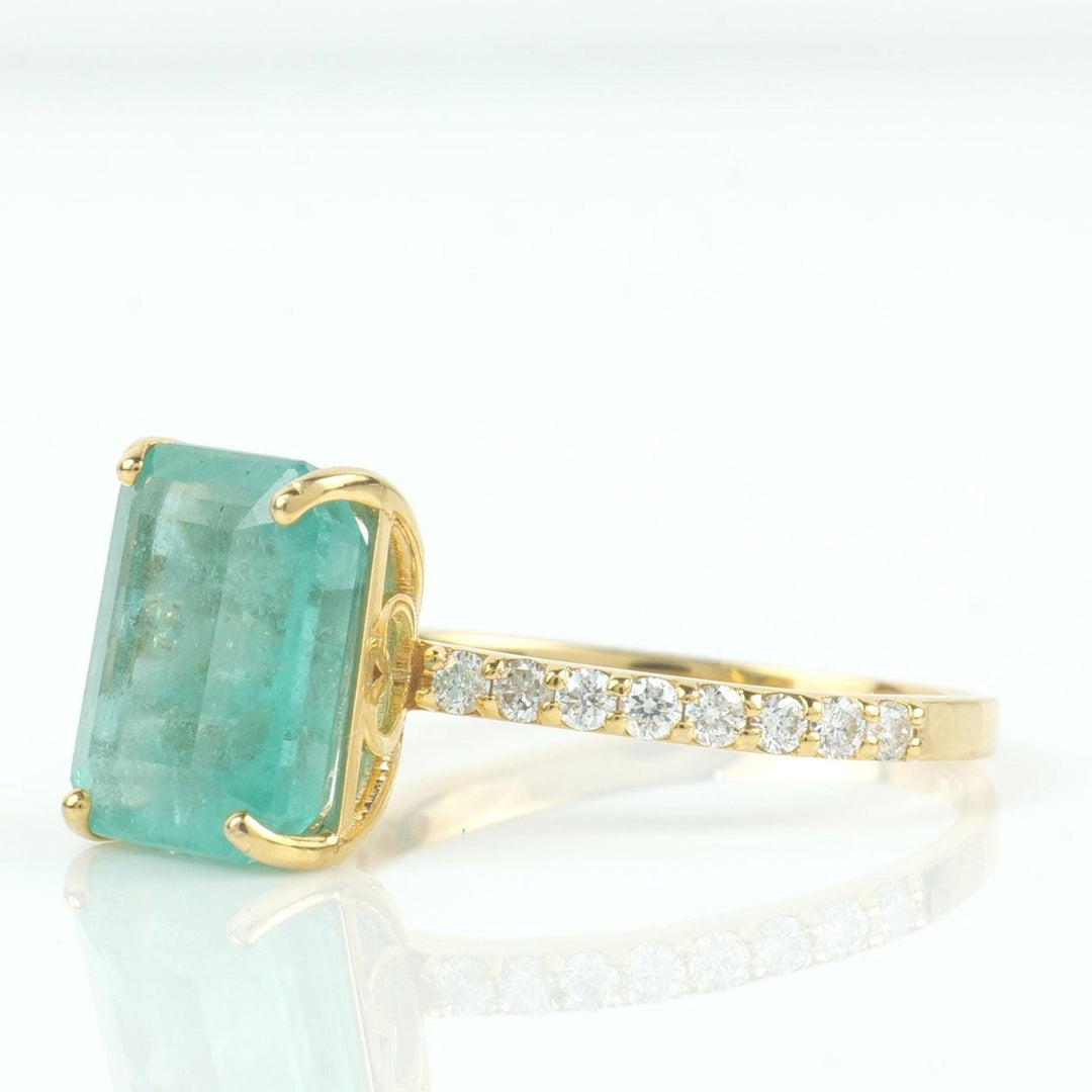 Emerald Cut Green Diamond Ring, 14k Solid Gold, Natural Diamonds, Gemstone Band Ring, Birthstone Everyday Jewelry, Certified Jewelry
